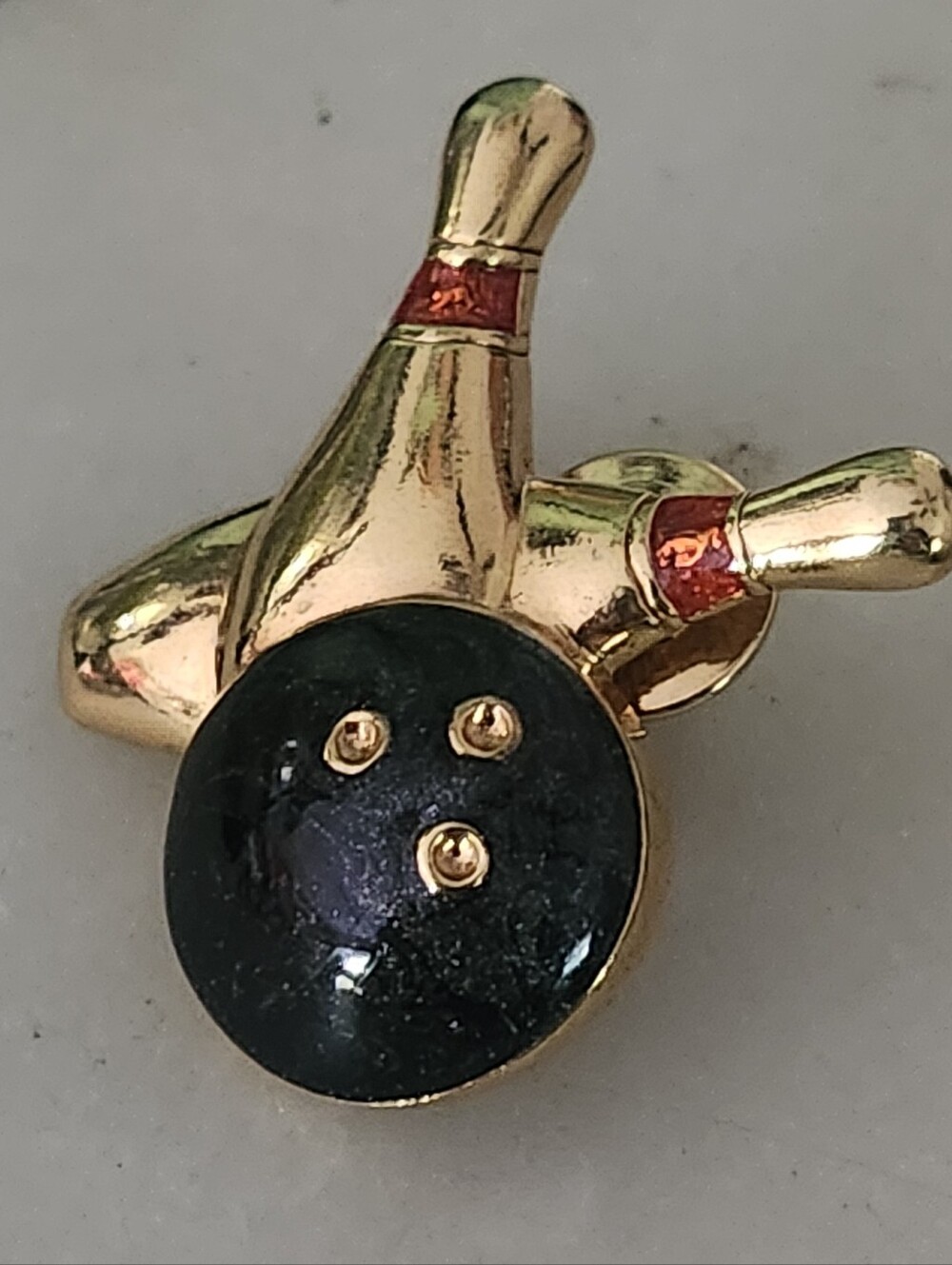 Vtg Avon Gold-Tone Bowling Pin With Black Bowling Ball
